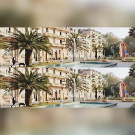 Viareggio Live In Top Deco Πανσιόν *